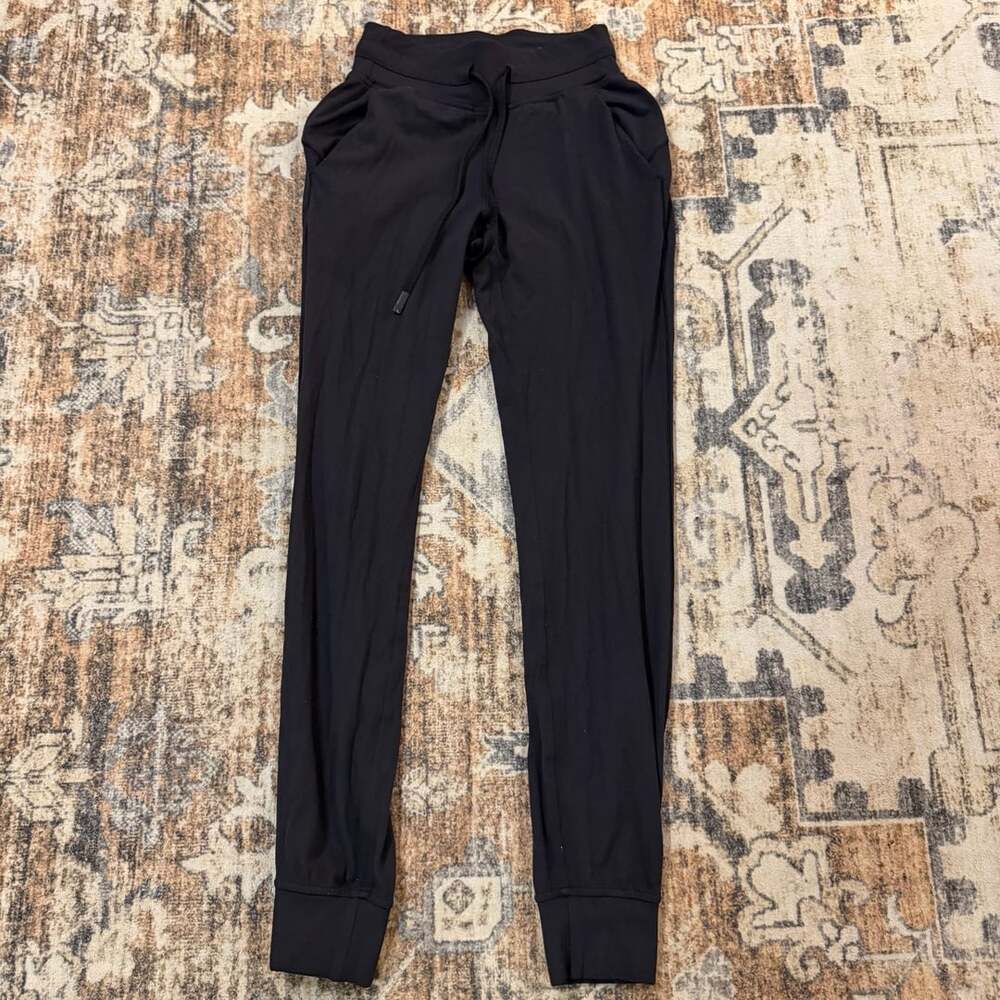 Lululemon Jogger Pants Size 0 Black Drawstring Athletic